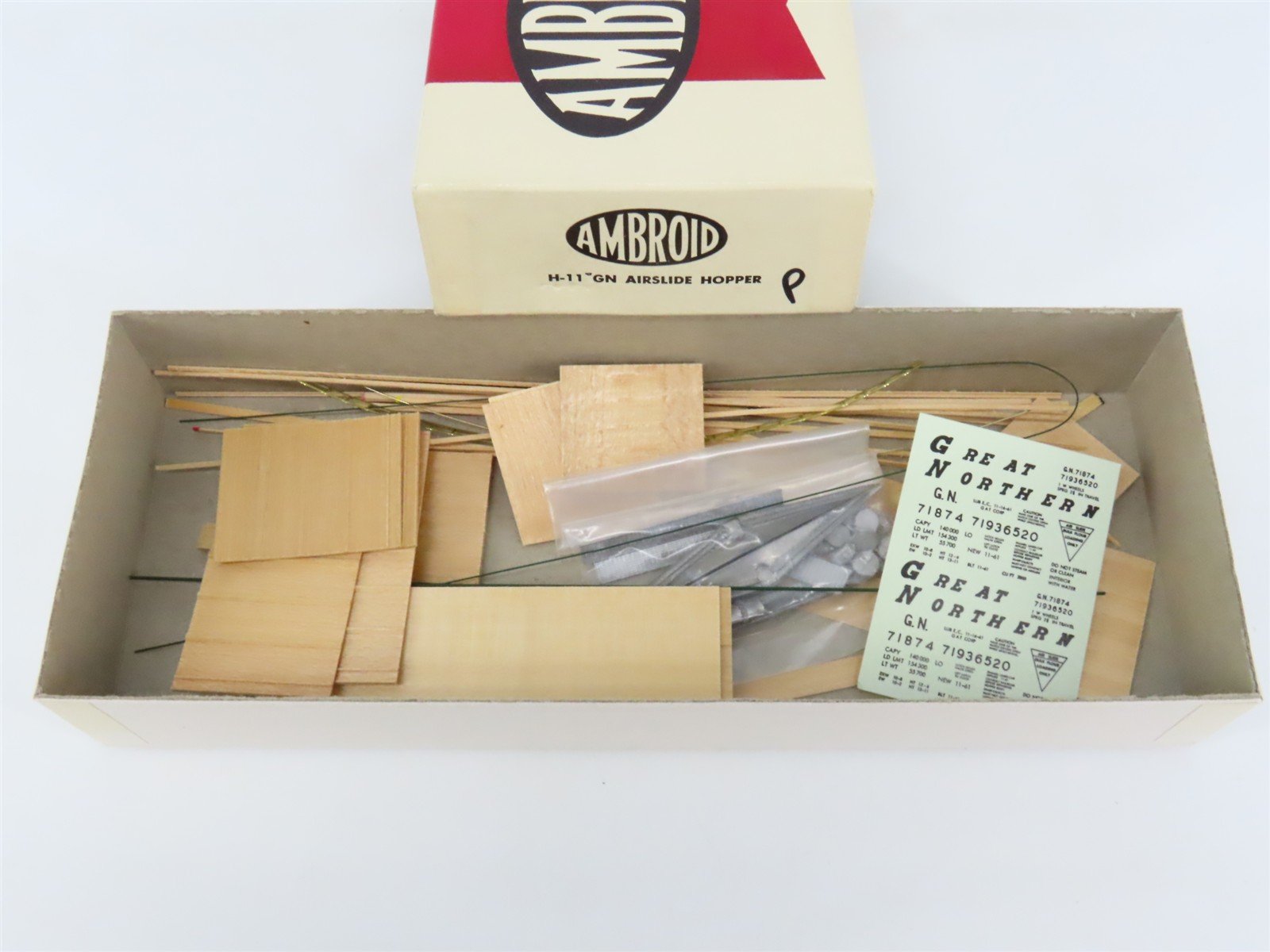 HO Scale Ambroid Kit H-11 GN Great Northern Railway Airslide Hopper