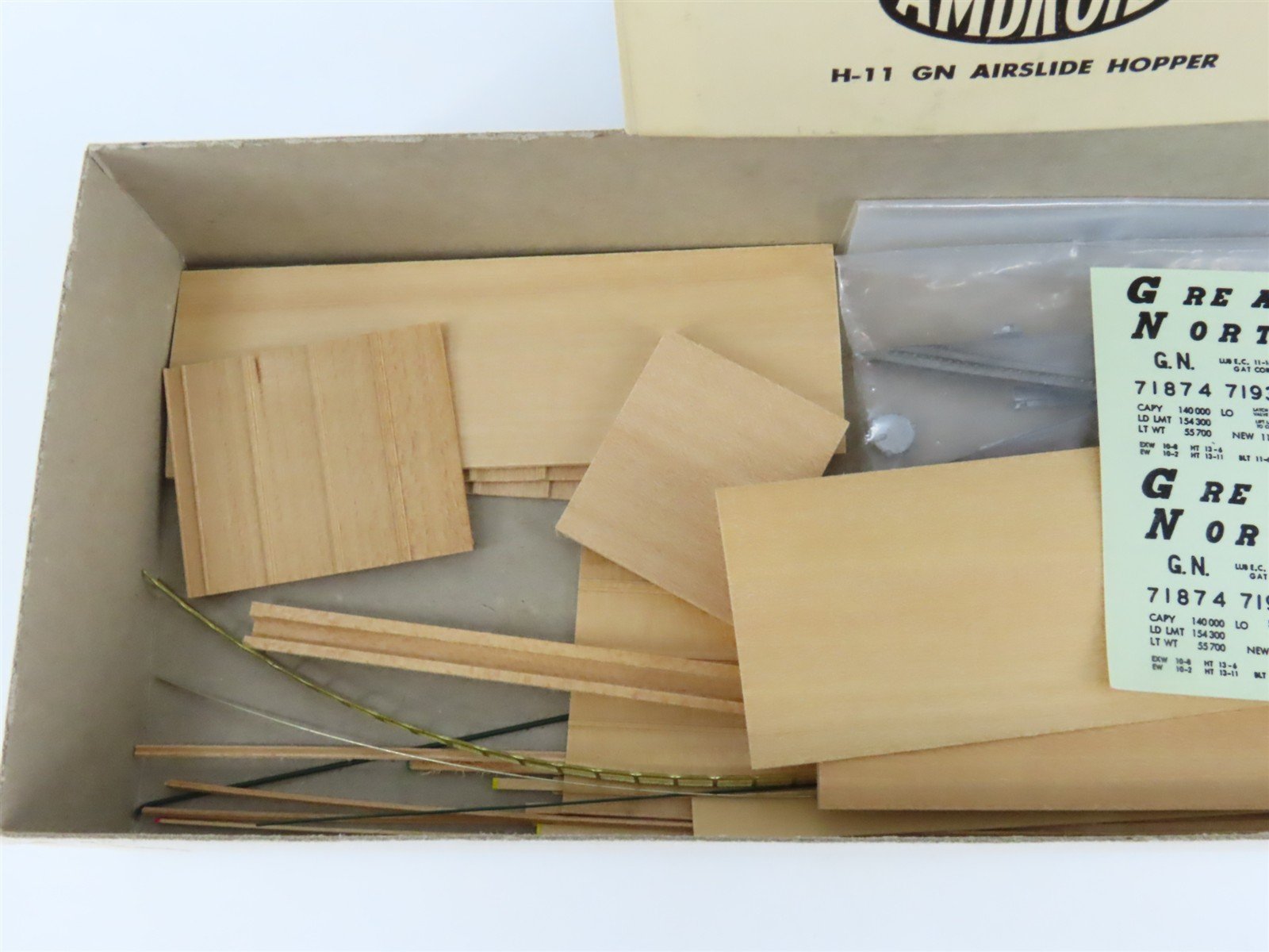 HO Scale Ambroid Kit H-11 GN Great Northern Railway Airslide Hopper