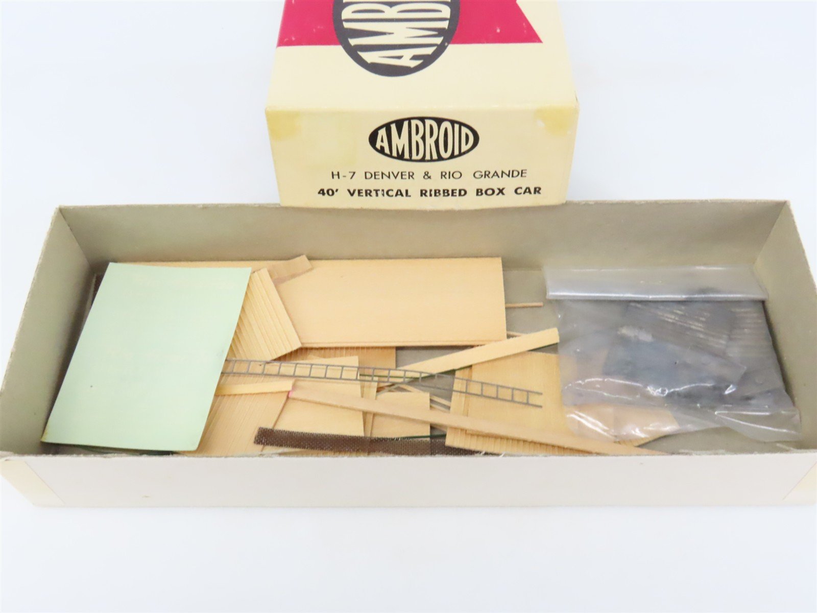 HO Scale Ambroid Kit H-7 D&RGW Rio Grande Railroad 40' Vertical Ribbed Box Car