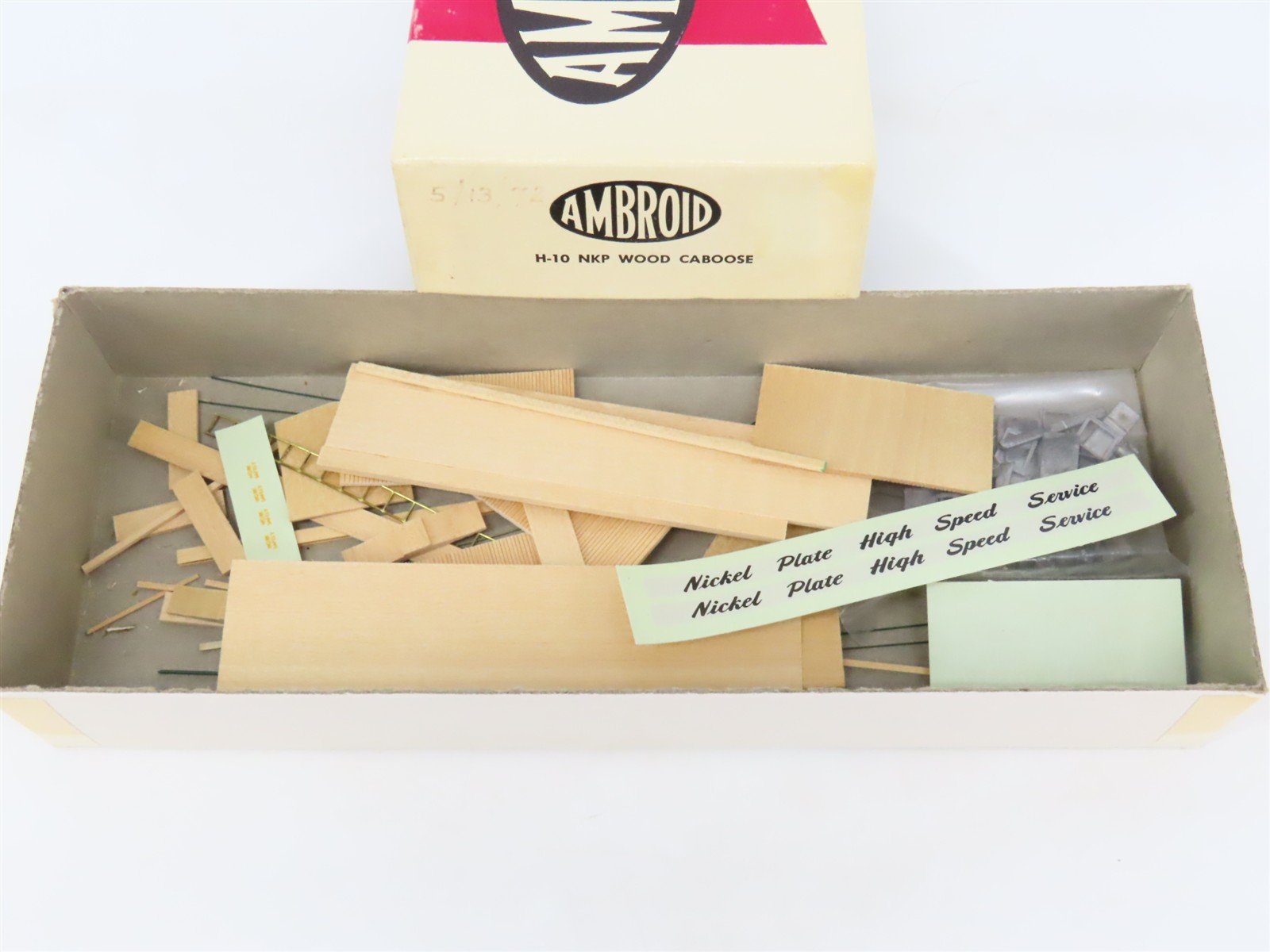 HO Scale Ambroid Kit H-10 NKP Nickel Plate Road Wood Caboose