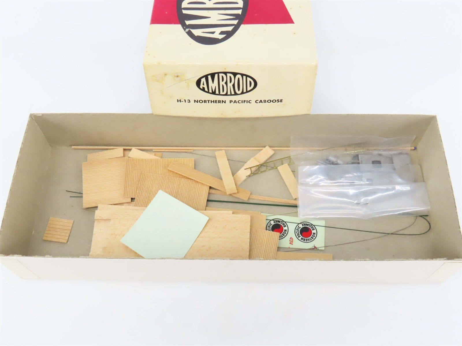 HO Scale Ambroid Kit H-13 NP Northern Pacific Railway Caboose