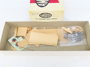 HO Scale Ambroid Kit H-13 NP Northern Pacific Railway Caboose