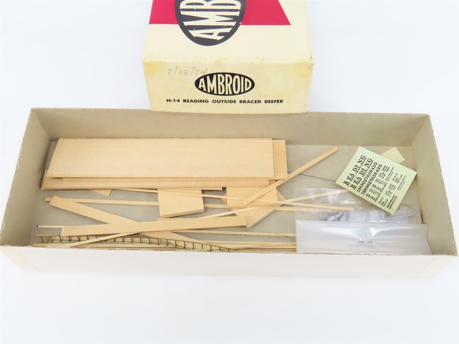HO Scale Ambroid Kit H-14 RDG Reading Railroad Outside Braced Reefer