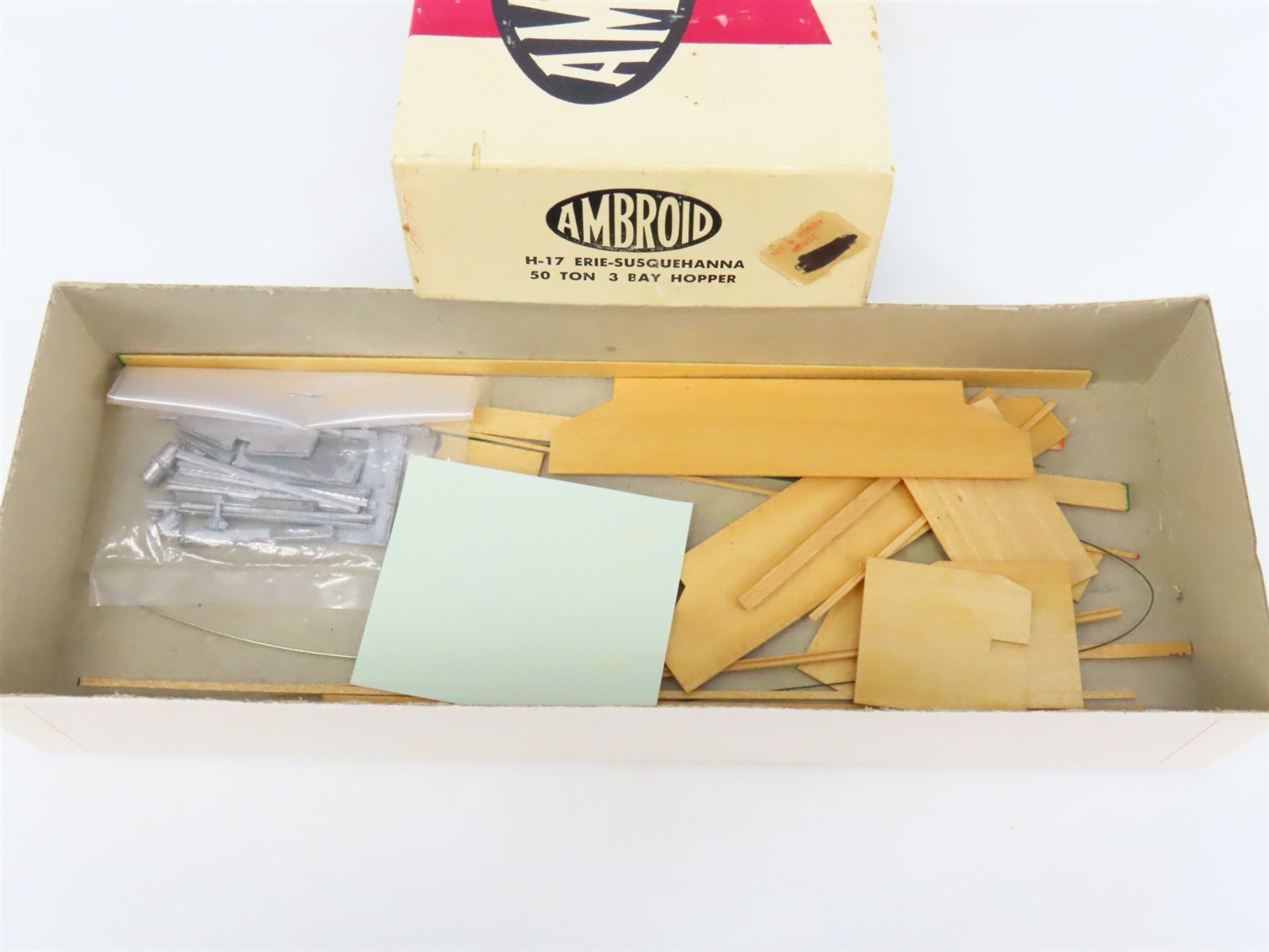 HO Scale Ambroid Kit H-17 ERIE-Susquehanna 50-Ton 3-Bay Hopper