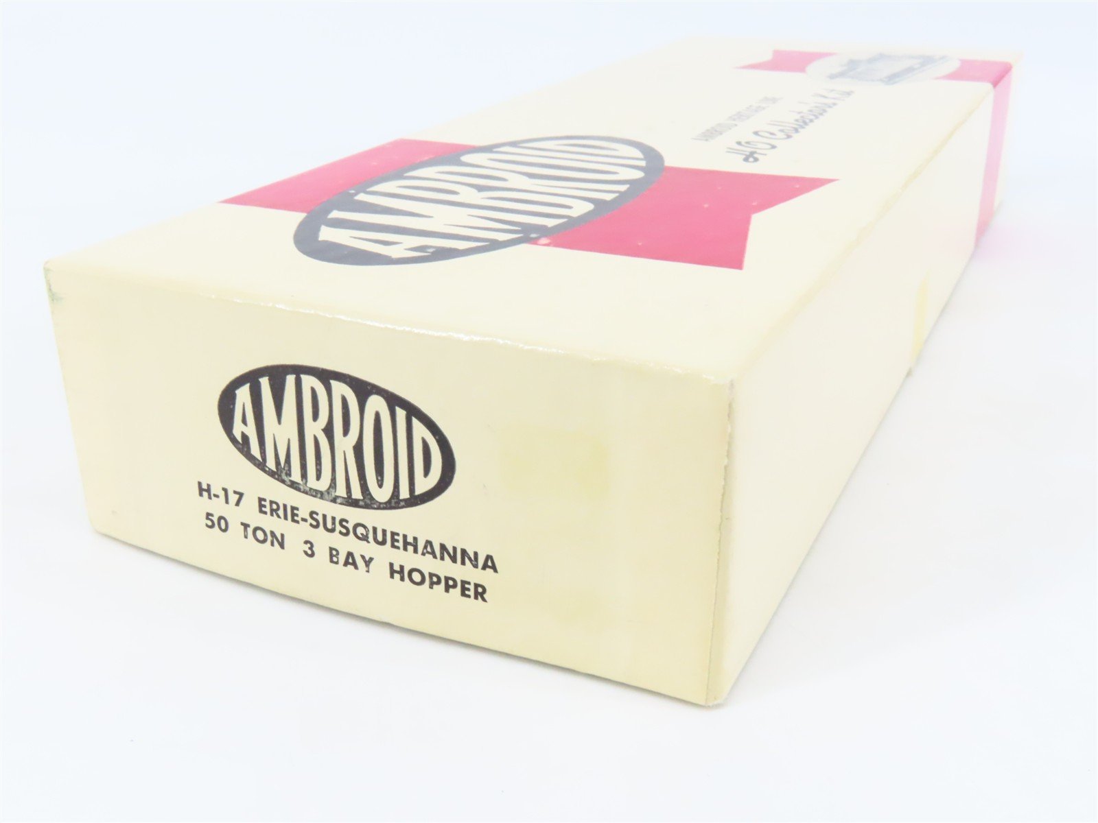 HO Scale Ambroid Kit H-17 ERIE-Susquehanna 50-Ton 3-Bay Hopper