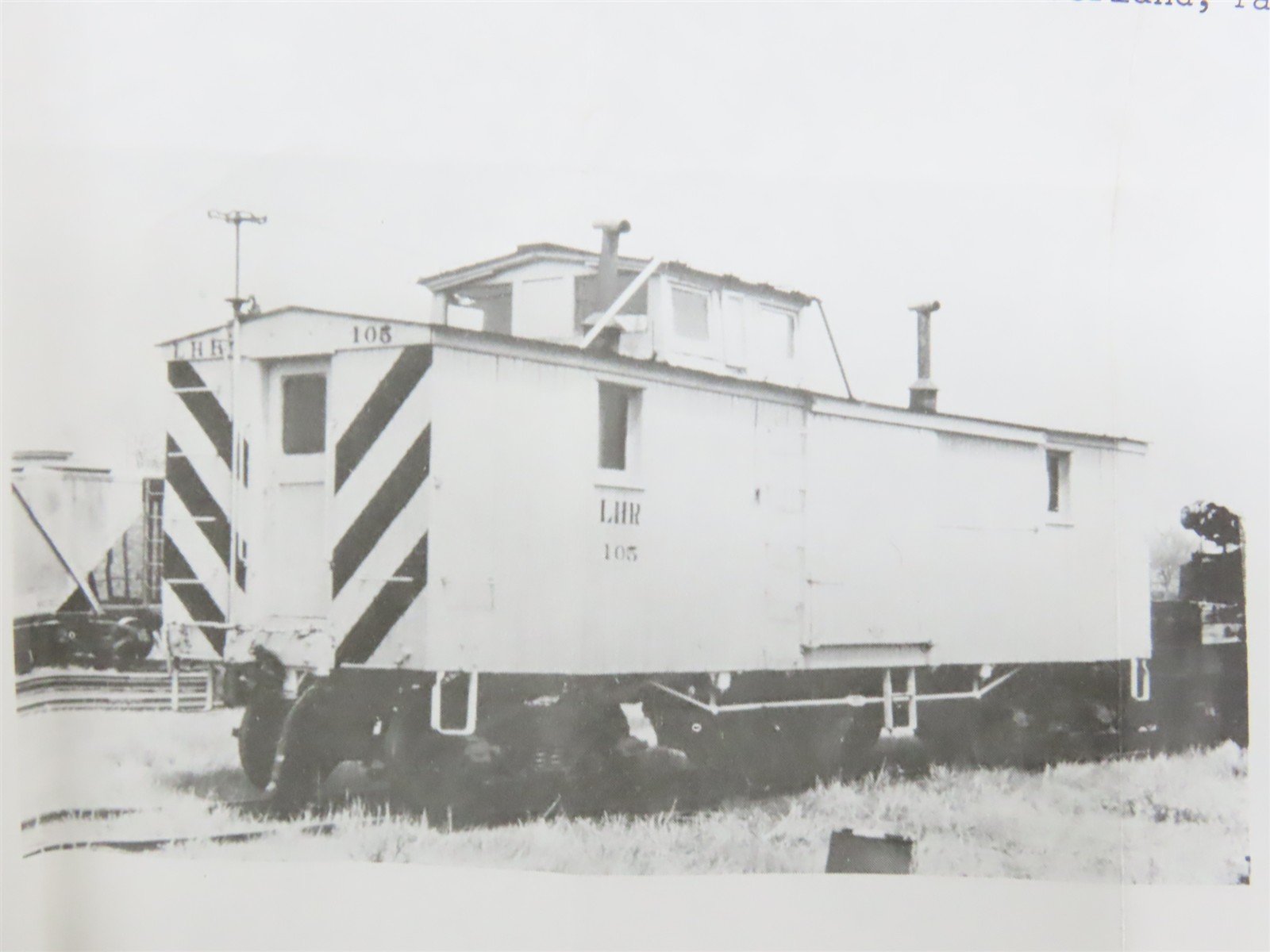 HO Scale Ambroid Kit H-19 LRR Lehigh & Hudson River Flanger Caboose