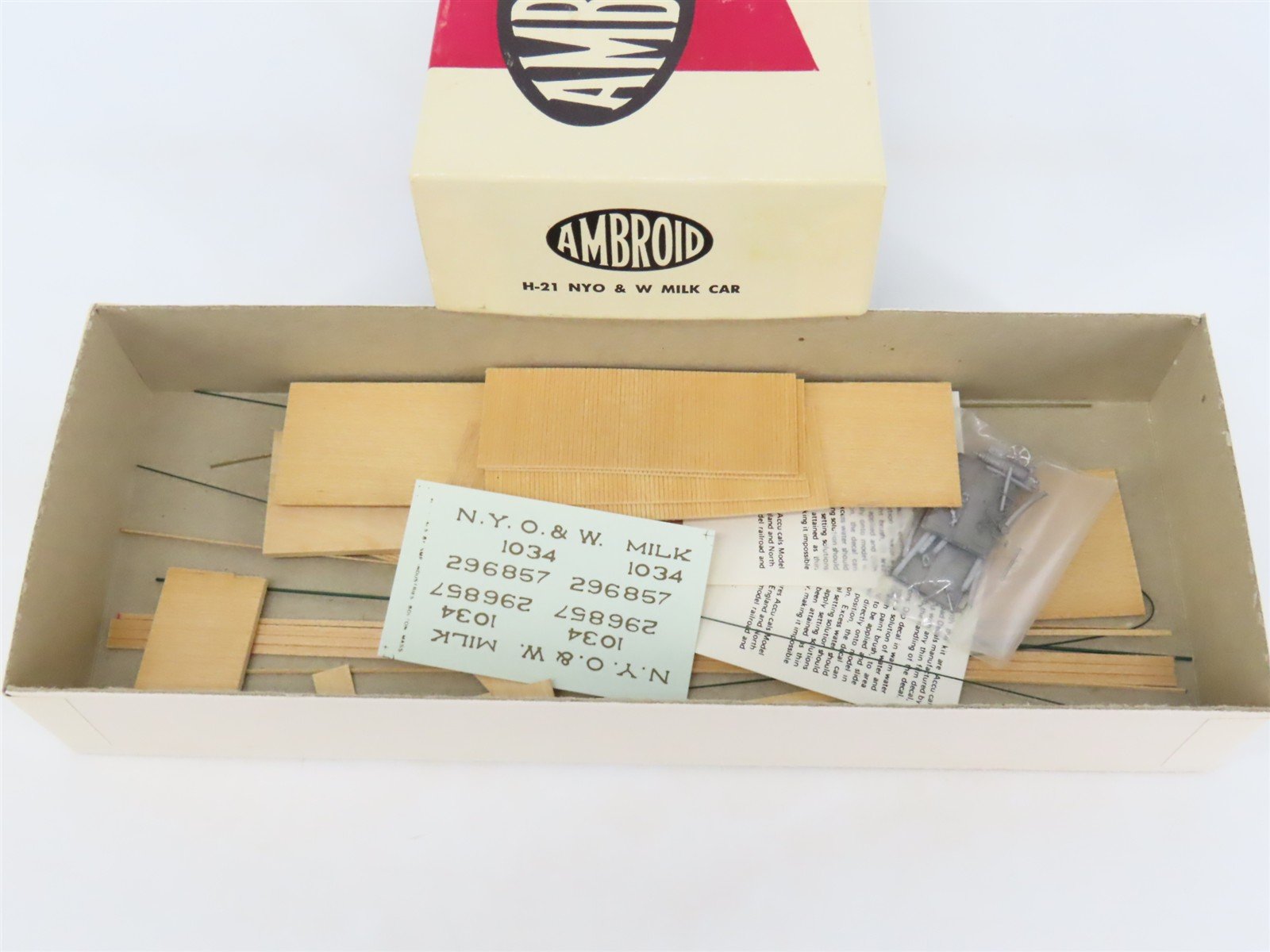 HO Scale Ambroid Kit H-21 NYO&W New York Ontario & Western Railway Milk Car