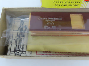 HO Scale Silver Streak Kit S217-345 GN Great Northern Single Door Box Car #23732