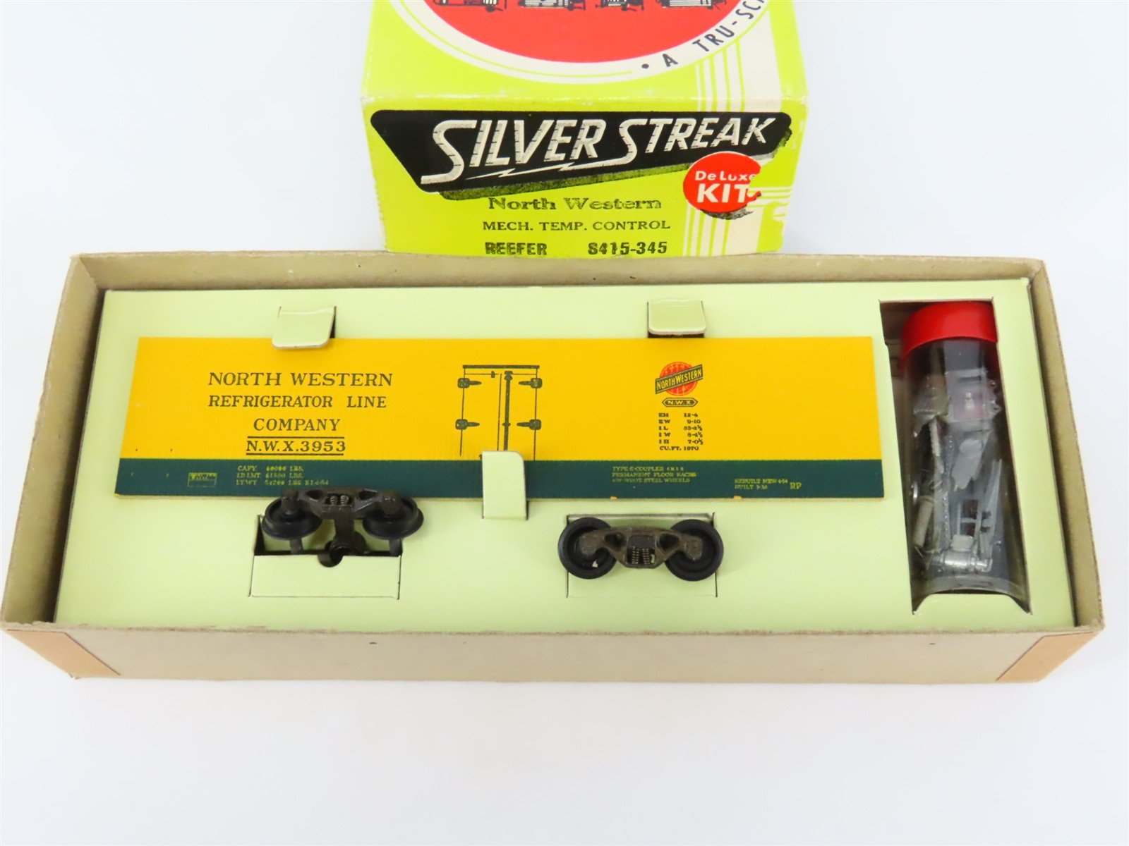 HO Scale Silver Streak Kit S415-345 NWX North Western Mechanical Reefer #3953