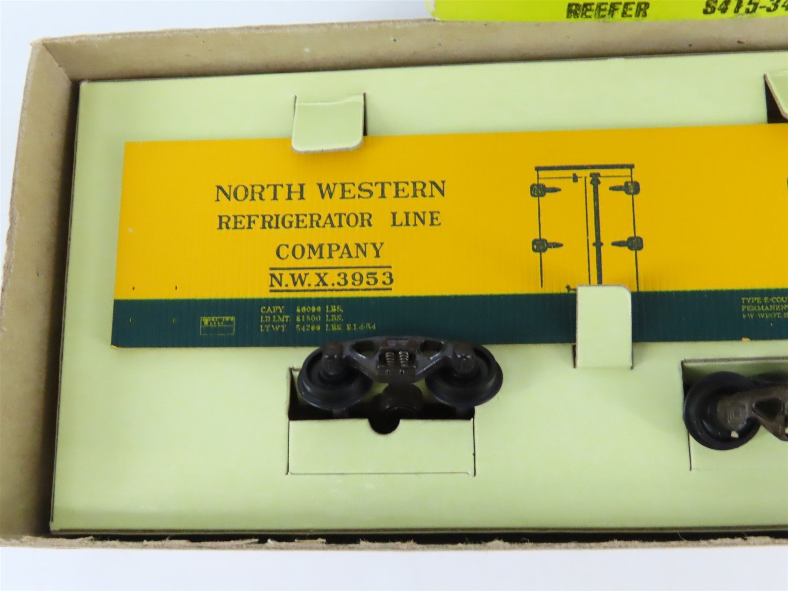 HO Scale Silver Streak Kit S415-345 NWX North Western Mechanical Reefer #3953