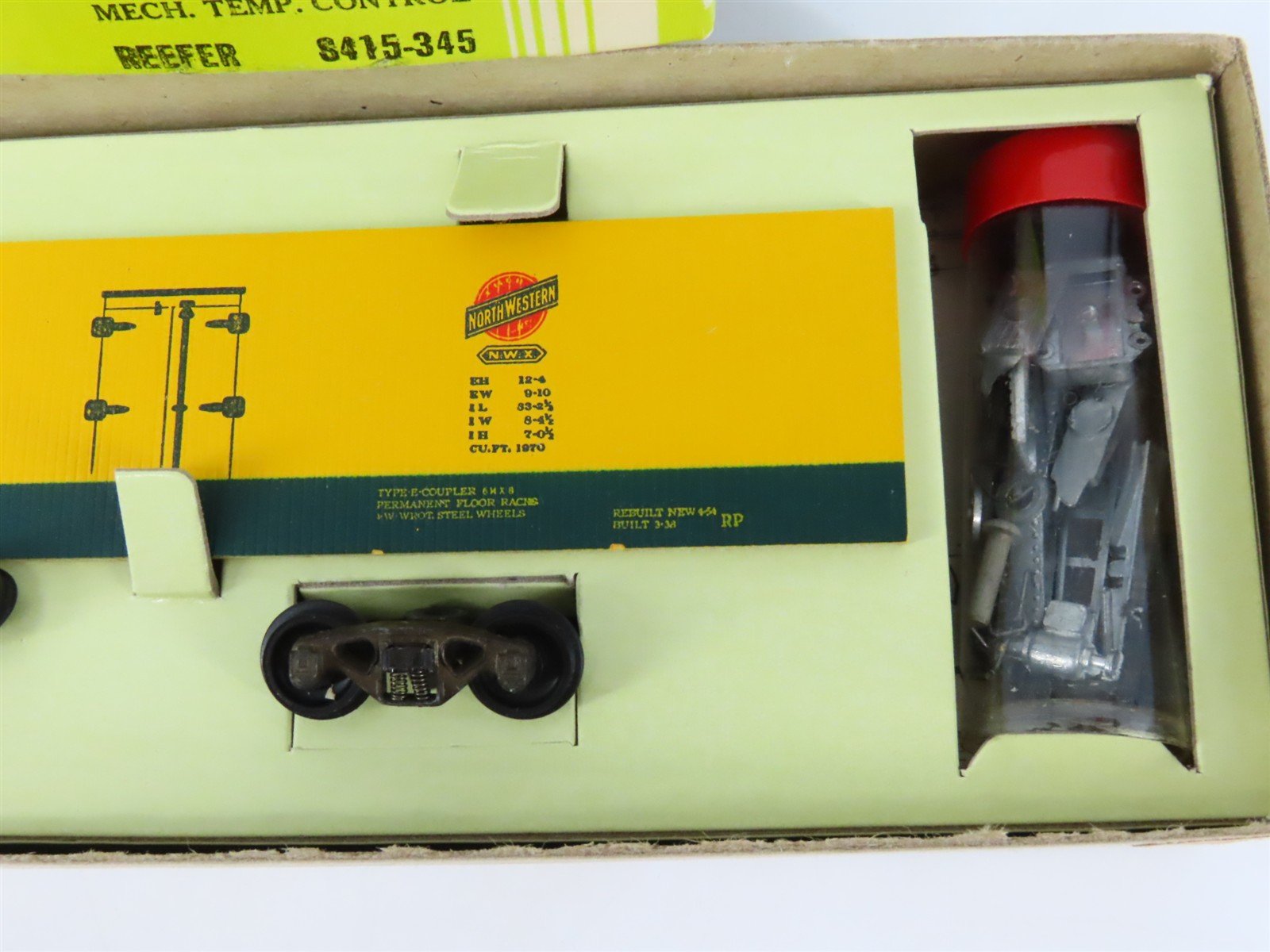 HO Scale Silver Streak Kit S415-345 NWX North Western Mechanical Reefer #3953