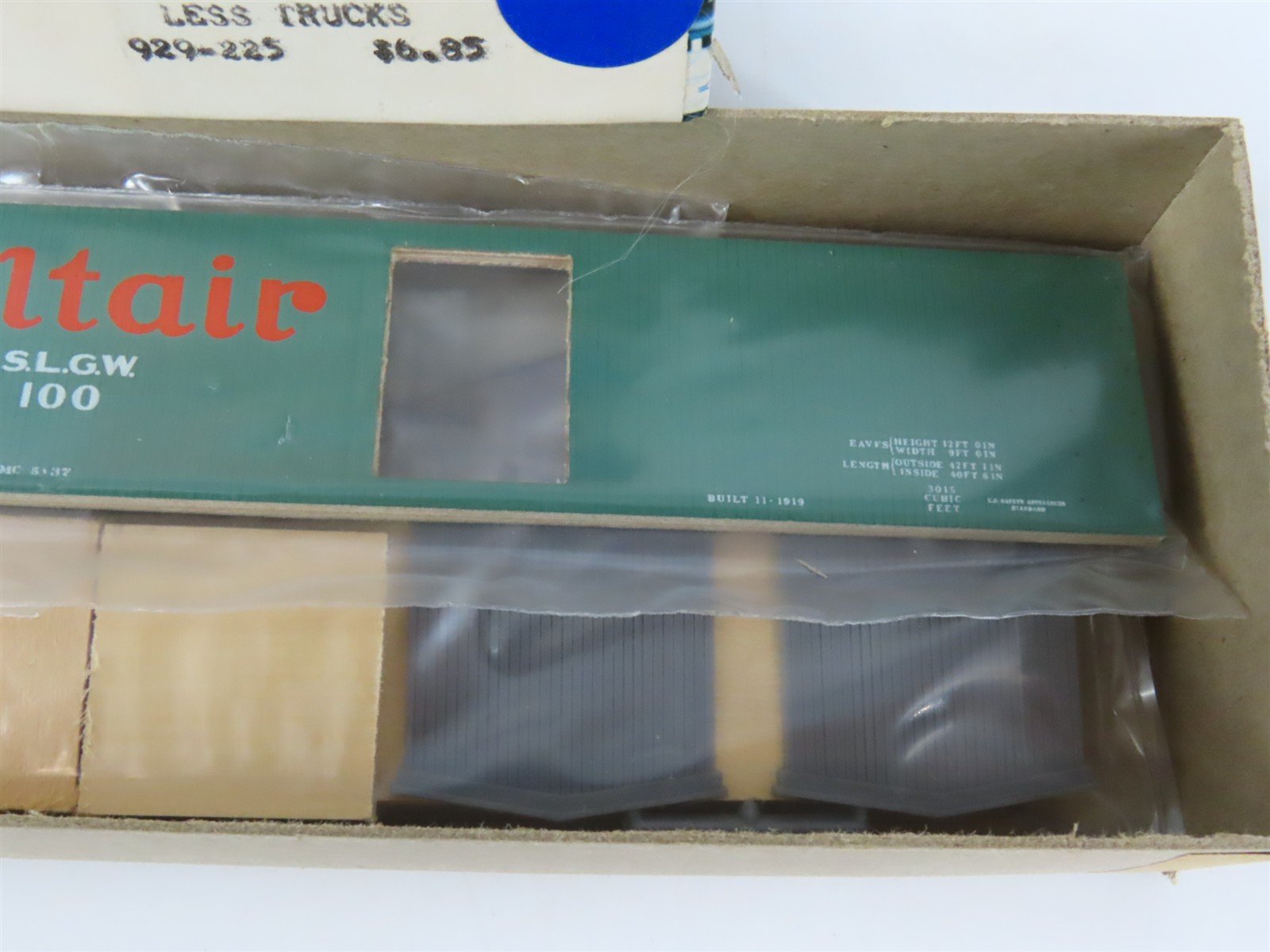 HO Scale Silver Streak Kit 929-225 SLGW Saltair Single Door Box Car #100