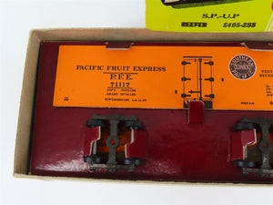 HO Silver Streak Kit S405-295 SP UP PFE Pacific Fruit Express Reefer #71117
