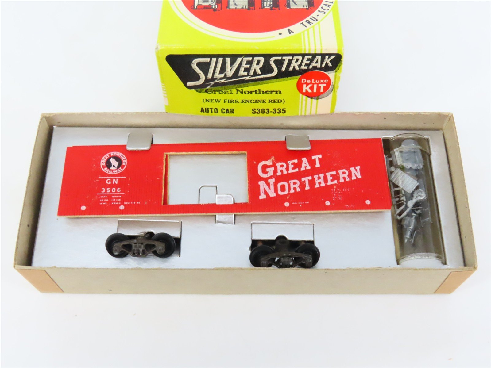 HO Scale Silver Streak Kit S303-335 GN Great Northern Railway Box Car #3506