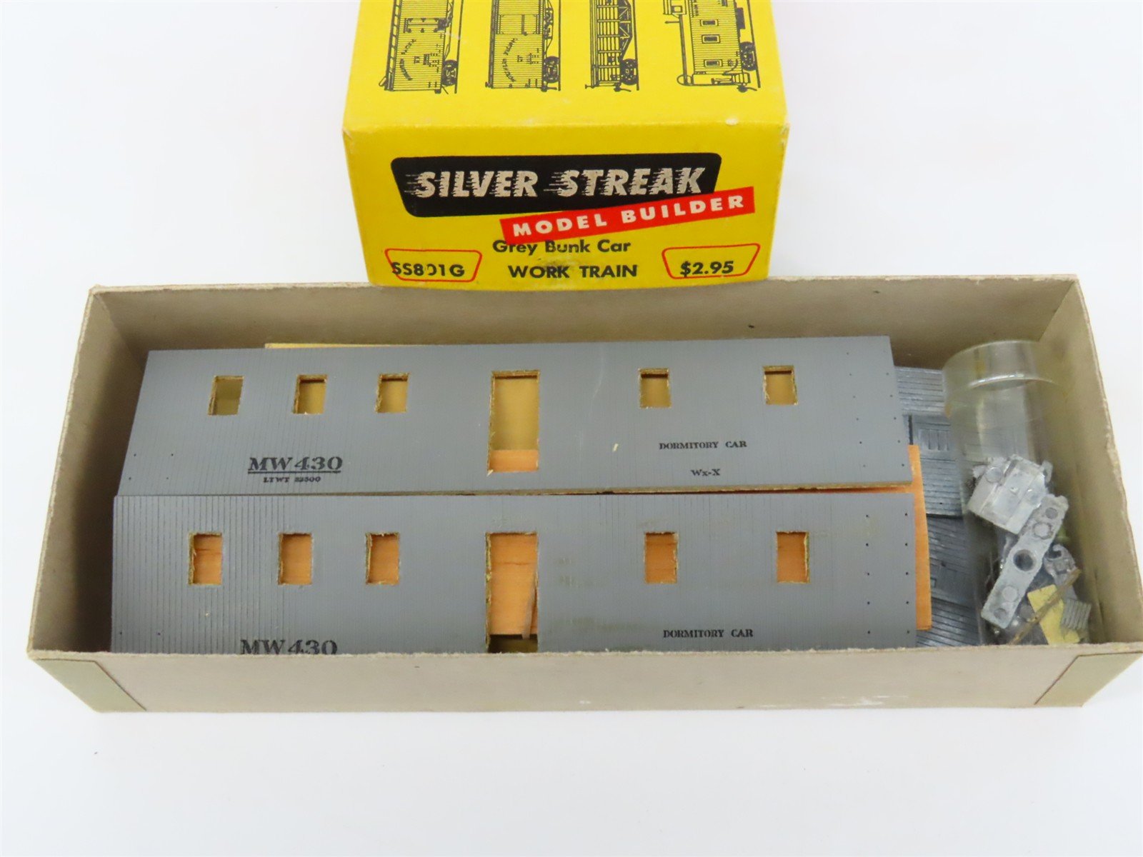 HO Scale Silver Streak Kit SS801G MW Maintenance of Way Work Train Bunk Car #430