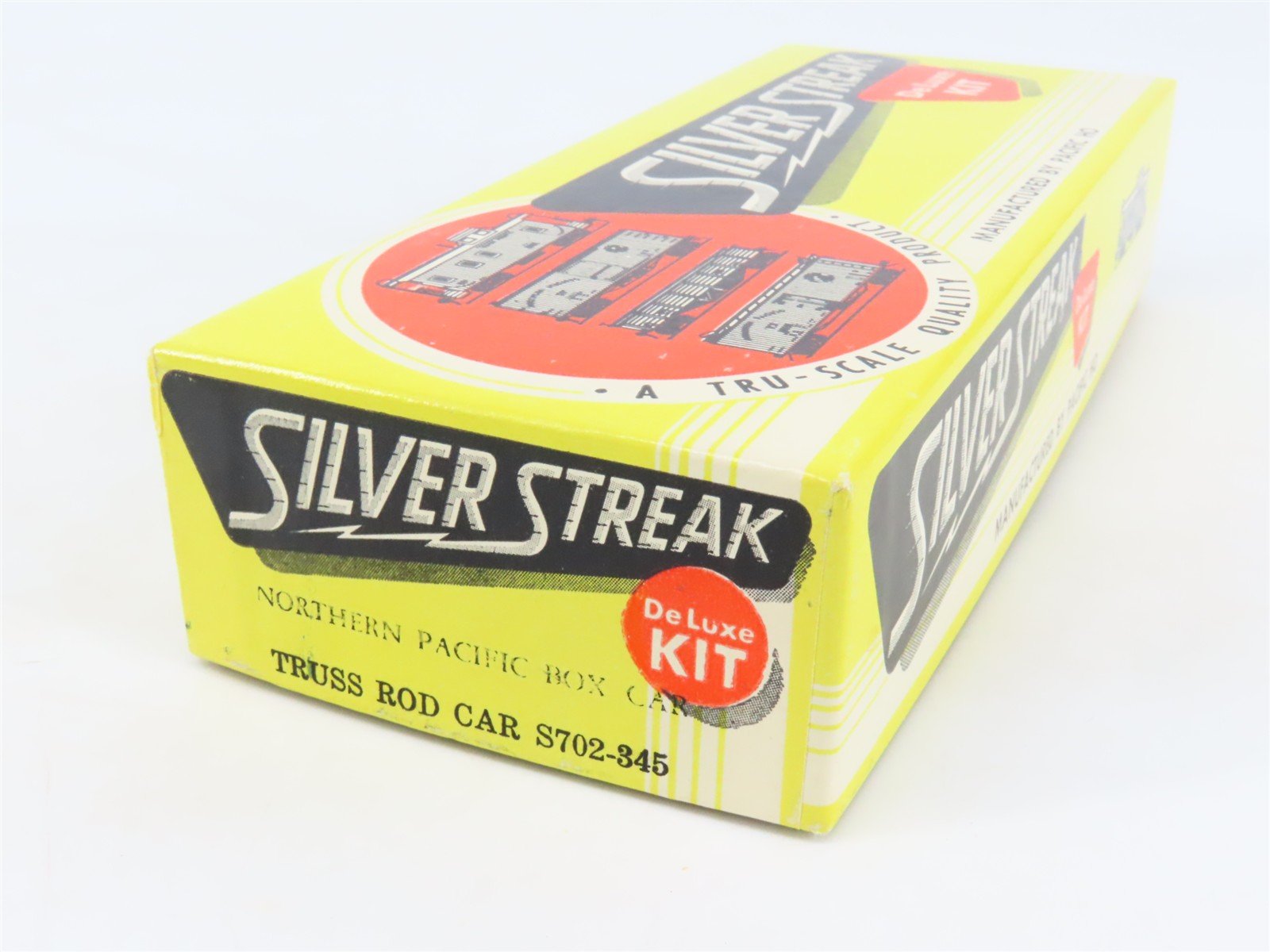 HO Scale Silver Streak Kit S702-345 NP Northern Pacific Truss Rod Box Car #38572