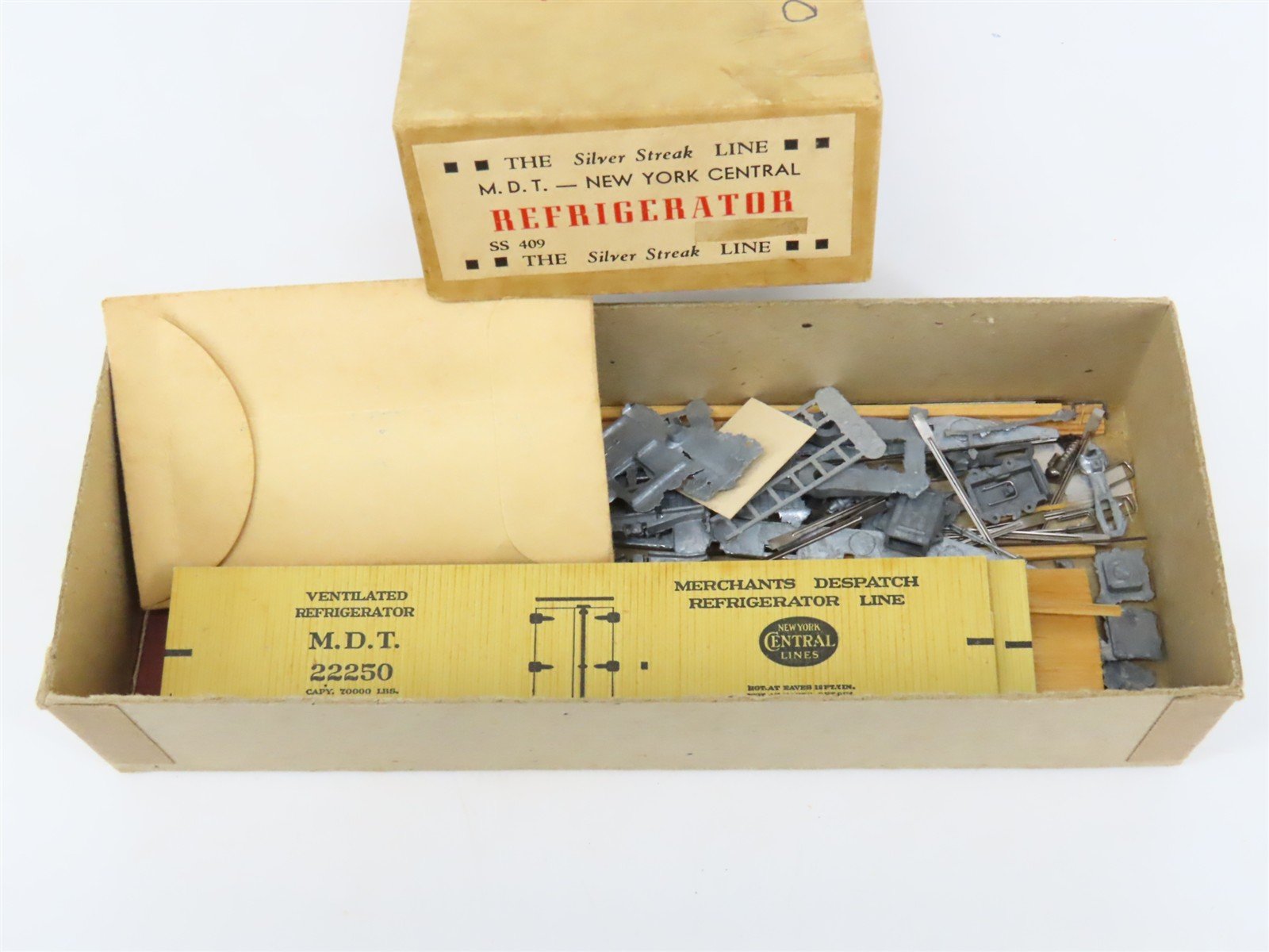 HO Scale Silver Streak Kit SS409 MDT New York Central Lines Reefer #22250