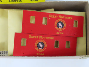 HO Scale Silver Streak Kit SS113 GN Great Northern Railway Caboose #X204