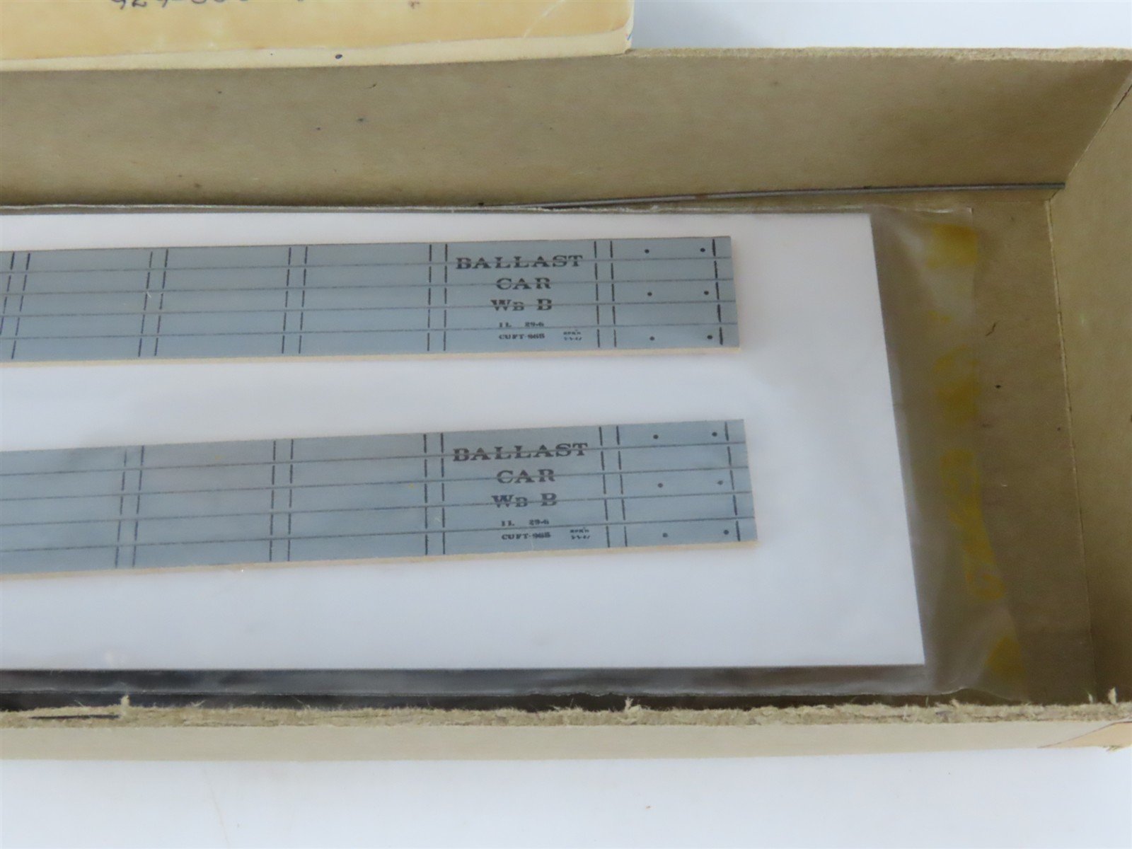 HO Scale Silver Streak Kit 929-804 MW Maintenance of Way Ballast Car #367