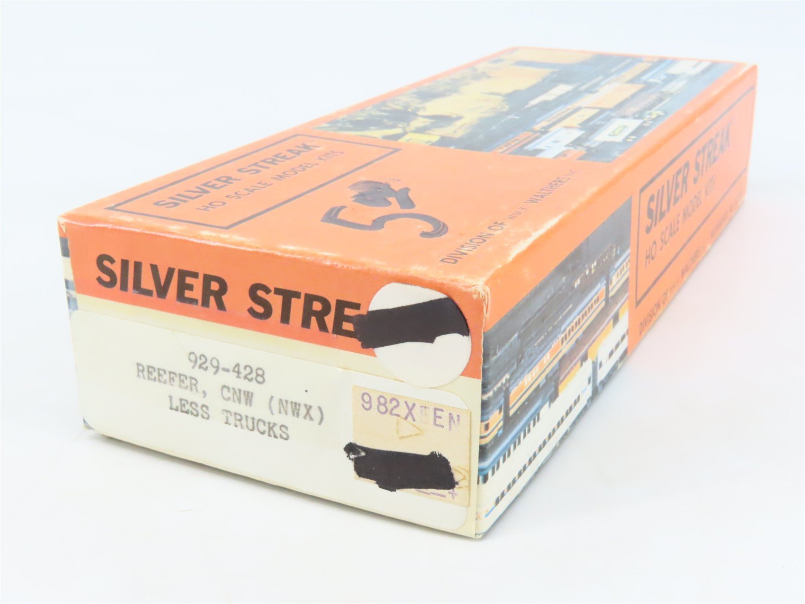 HO Silver Streak Kit 929-428 NWX North Western Refrigerator Line Reefer #4247