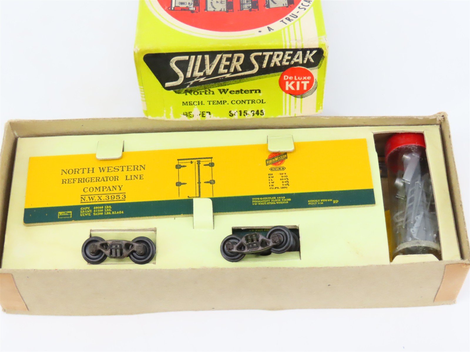 HO Scale Silver Streak Kit S415-345 NWX North Western Mechanical Reefer #3953