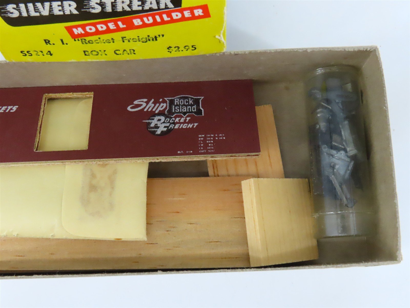 HO Scale Silver Streak Kit SS214 RI Rock Island Rocket Freight Box Car #62083