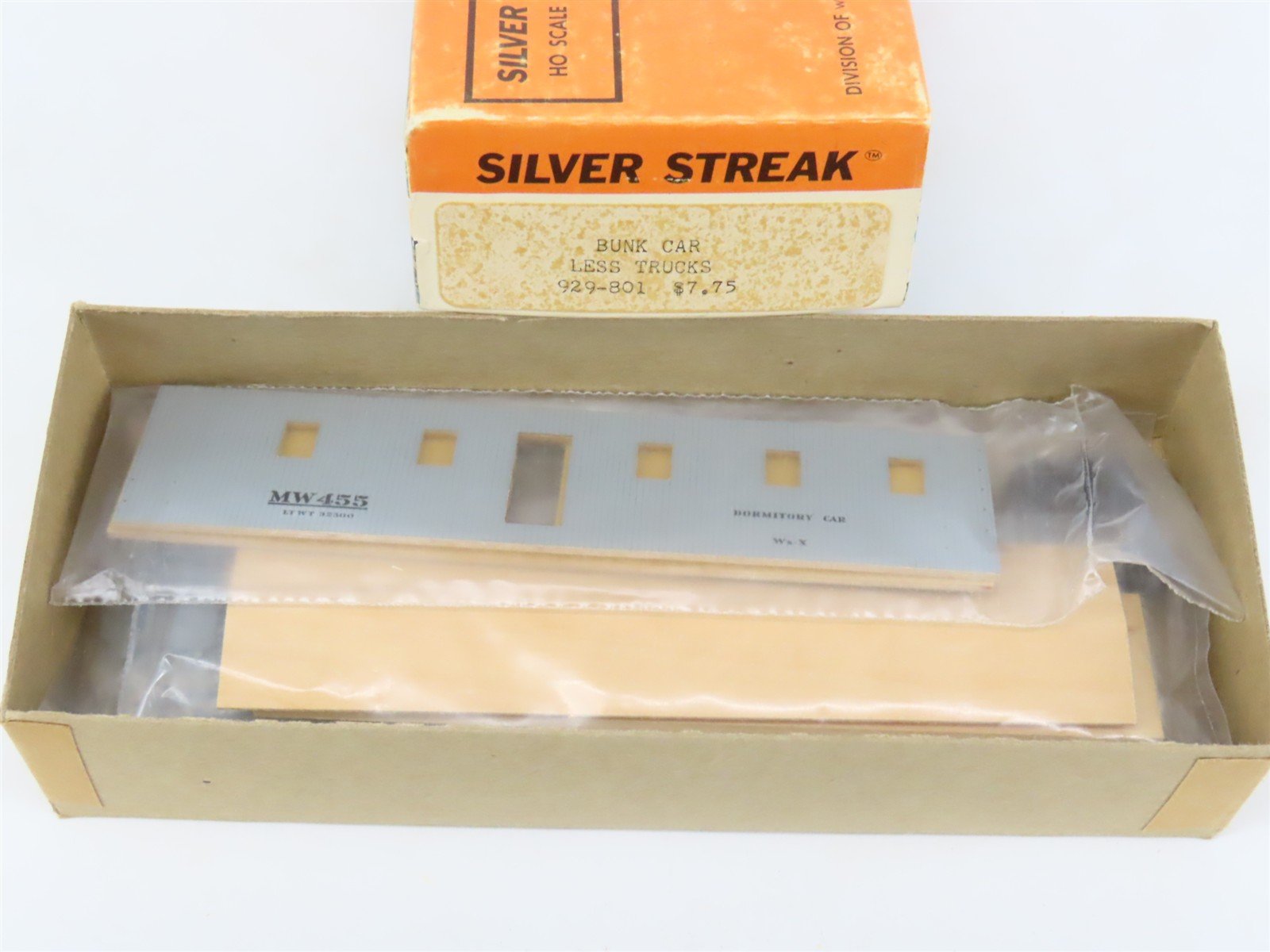 HO Scale Silver Streak Kit 929-801 MW Maintenance of Way Bunk Car #455