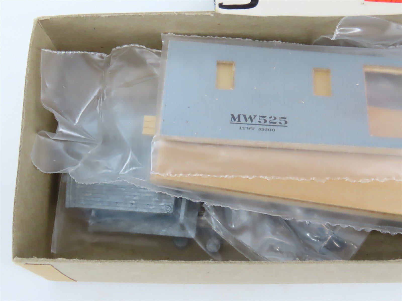 HO Scale Silver Streak Kit 929-803 MW Maintenance of Way Engineering Car #525