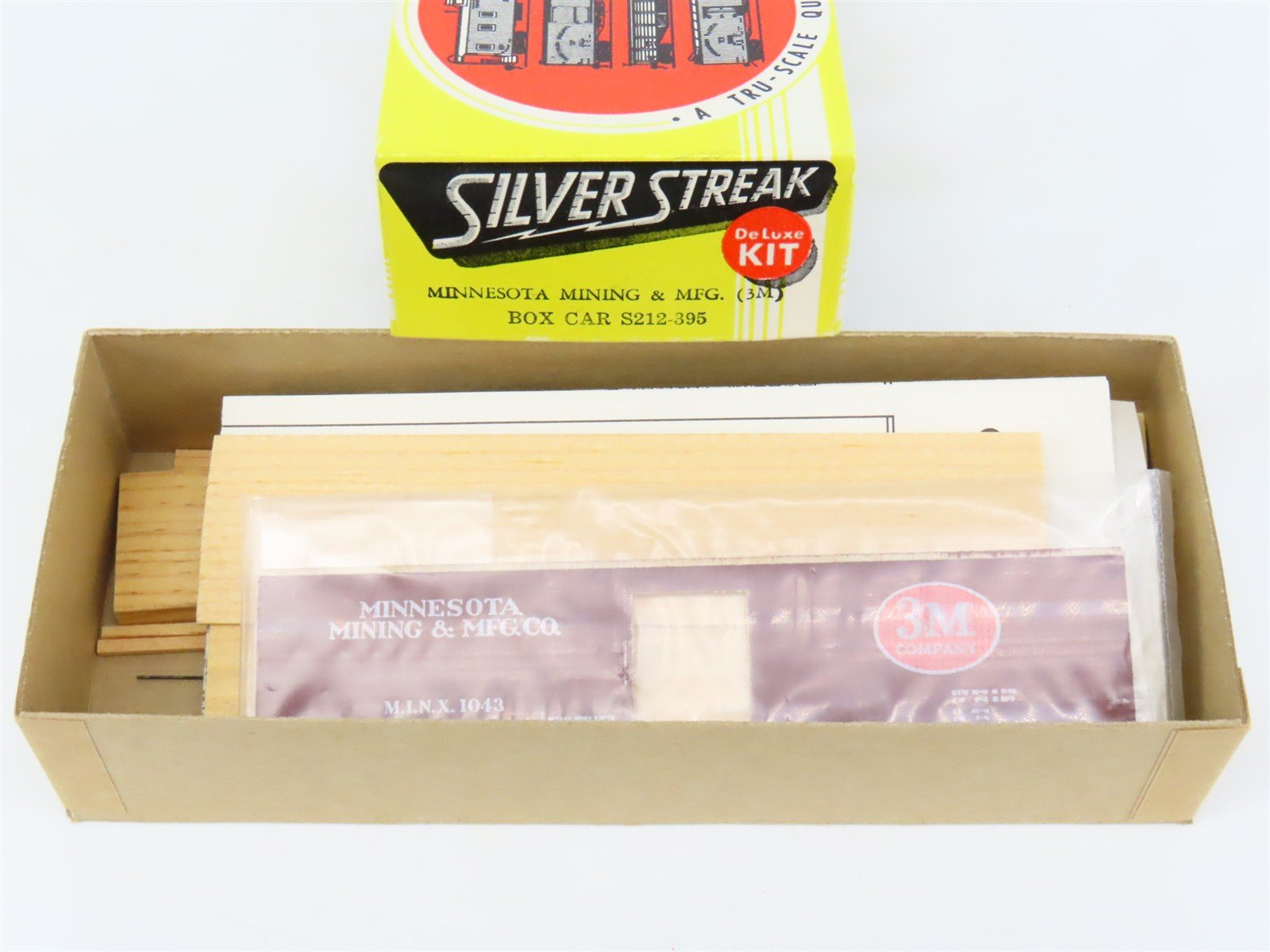 HO Silver Streak Kit S212-395 MINX Minnesota Mining & Manufacturing Box Car 1043