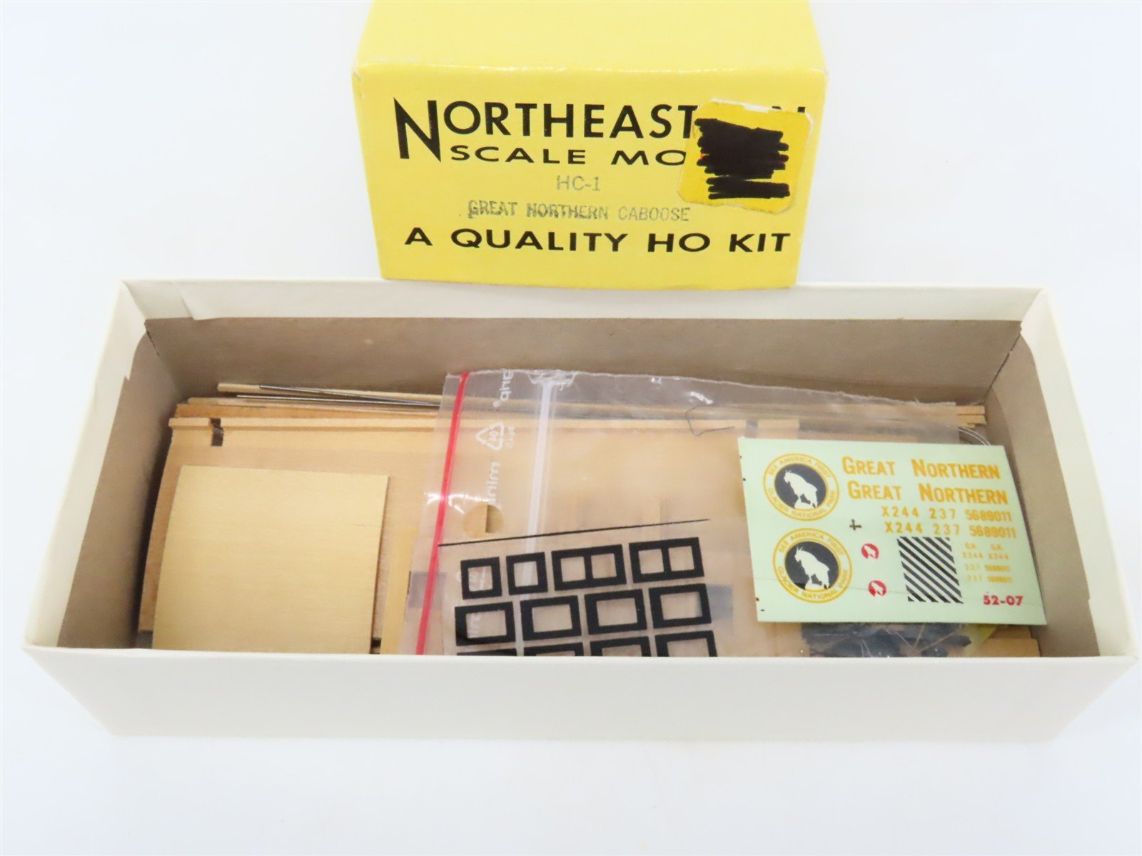 HO Northeastern Scale Models Kit HC-1 GN Great Northern Railway Caboose