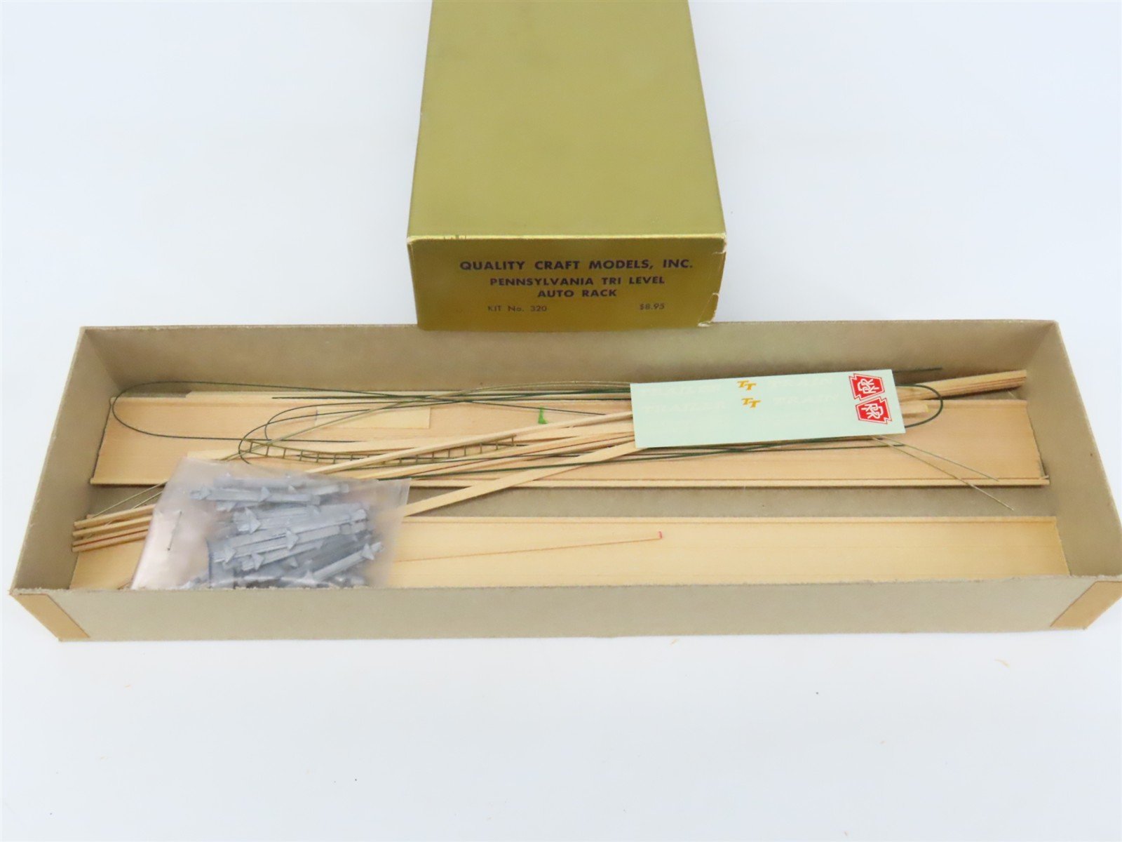 HO Scale Quality Craft Models Kit 320 ETTX PRR Pennsylvania Tri-Level Auto Rack