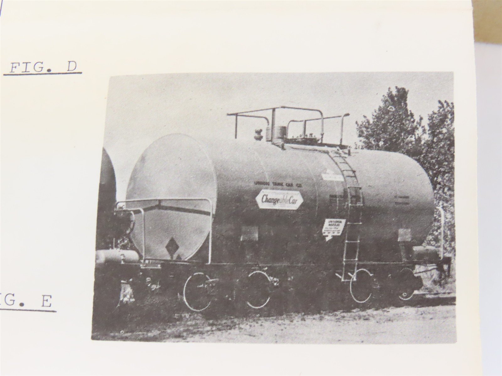 HO Scale Quality Craft Models Kit U-1 UTLX 29' Changeable Tank Car