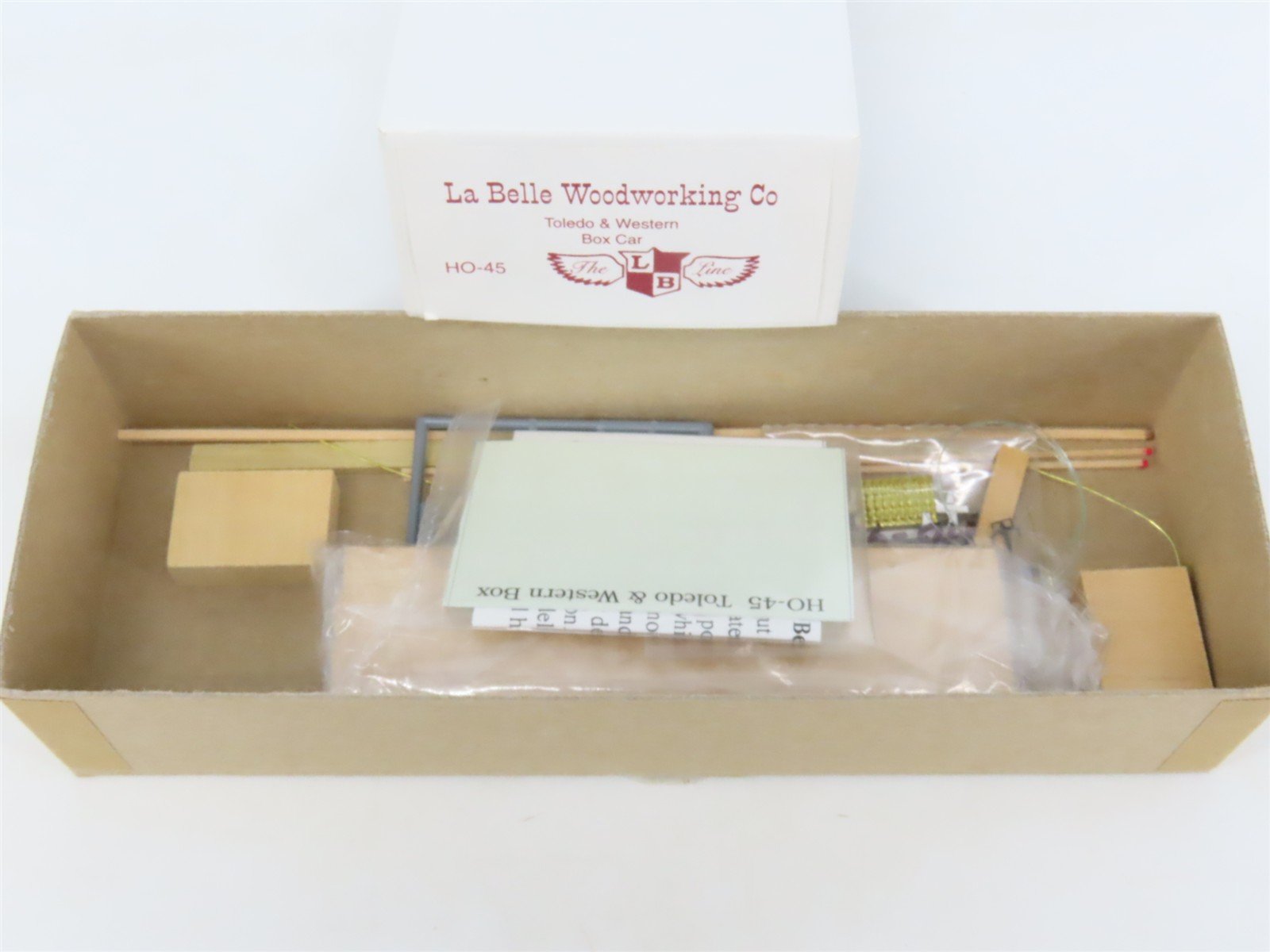 HO Scale La Belle Kit HO-45 T&W Toledo & Western Railway Box Car #203