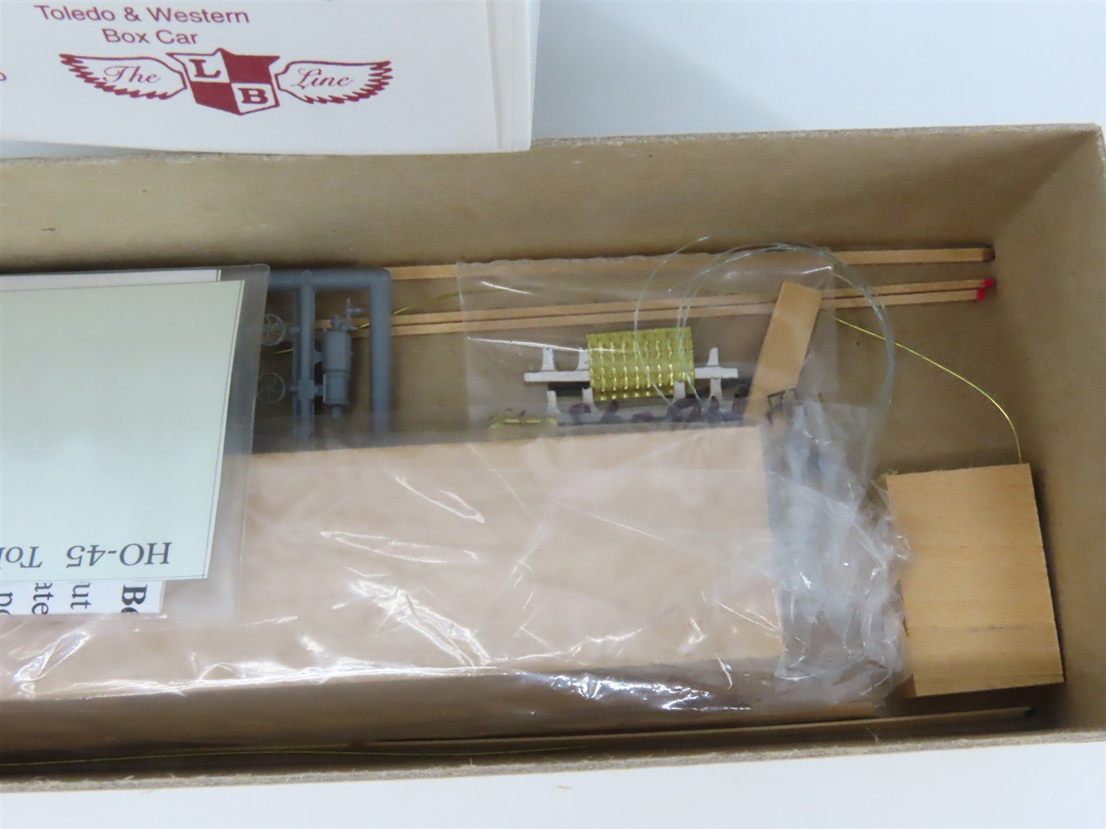 HO Scale La Belle Kit HO-45 T&W Toledo & Western Railway Box Car #203