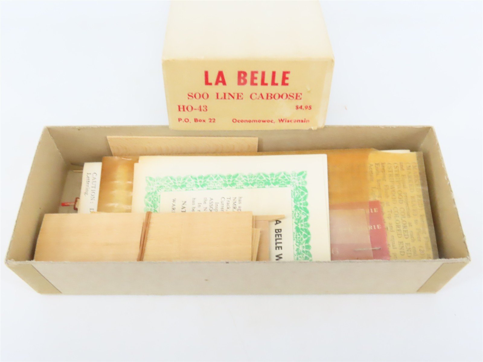 HO Scale La Belle Kit HO-43 SOO Line Caboose #105