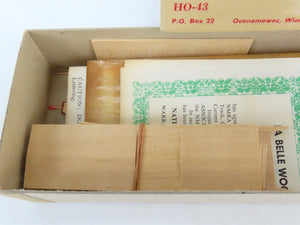 HO Scale La Belle Kit HO-43 SOO Line Caboose #105