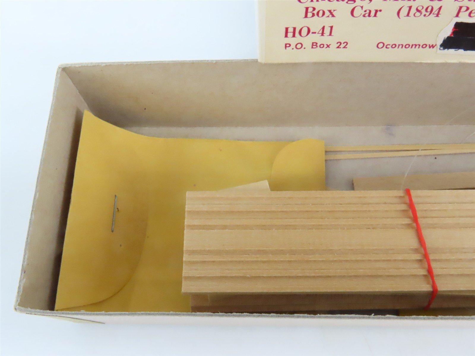 HO Scale La Belle Kit HO-41 CM&StP Chicago Milwaukee & St Paul Box Car #74530