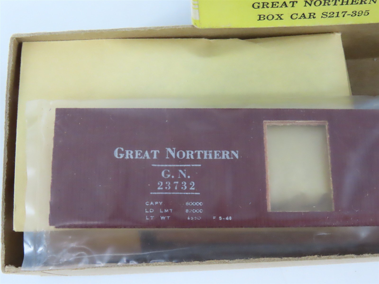 HO Scale Silver Streak Kit S217-395 GN Great Northern Single Door Box Car #23732