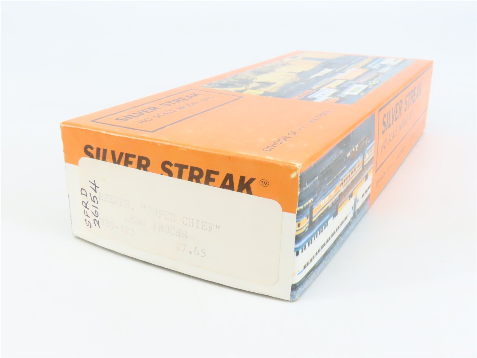 HO Scale Silver Streak Kit 929-423 SFRD Santa Fe Super Chief Reefer #26154