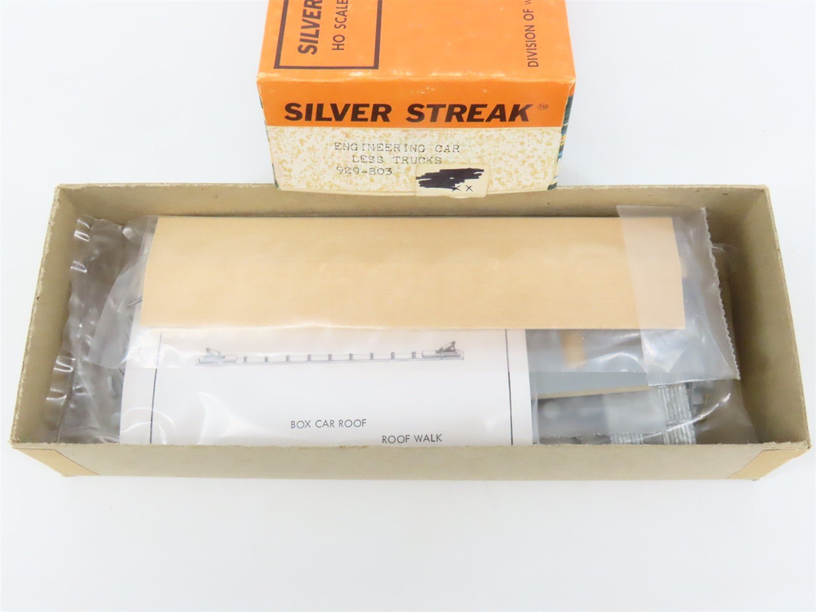 HO Scale Silver Streak Kit 929-803 MW Maintenance of Way Engineering Car #525