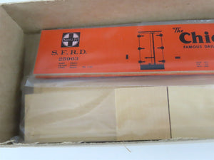 HO Scale Silver Streak Kit 929-422 SFRD Santa Fe Chief Reefer #25963