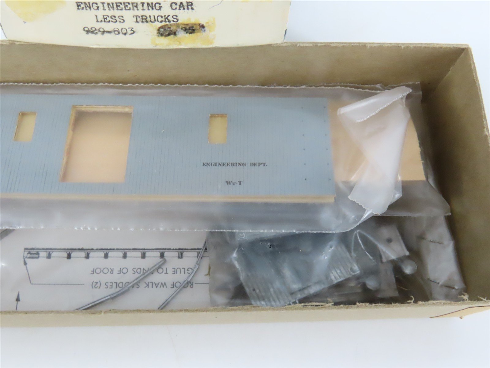HO Scale Silver Streak Kit 929-803 MW Maintenance of Way Engineering Car #525