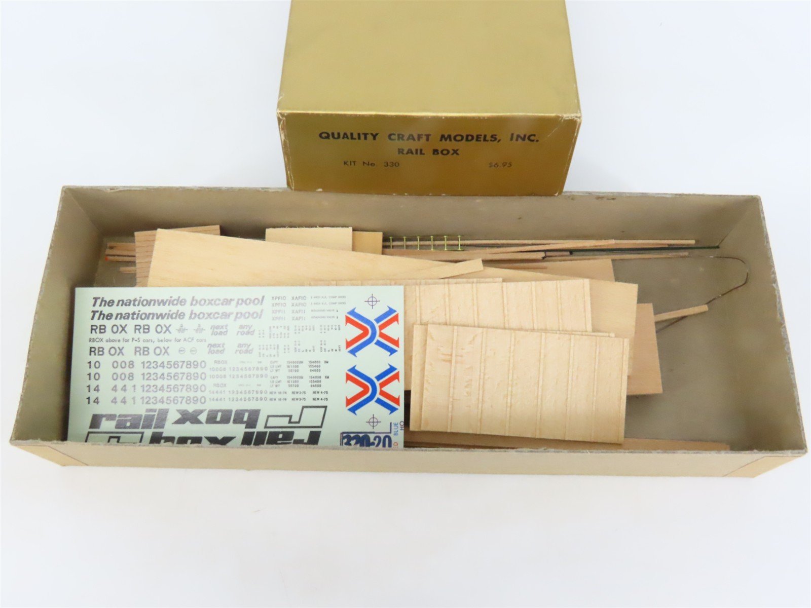 HO Scale Quality Craft Models Kit 330 RBOX Railbox Box Car