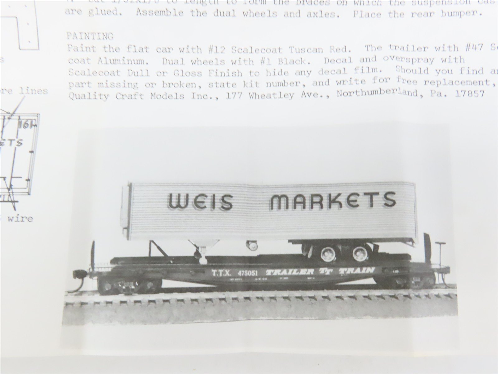 HO Scale Quality Craft Models Kit 331 TTX Weis Markets 50' Flat Car w/ Trailer