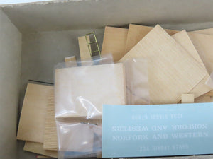 HO Scale Quality Craft Models Kit 325 N&W Norfolk & Western Railroad Caboose
