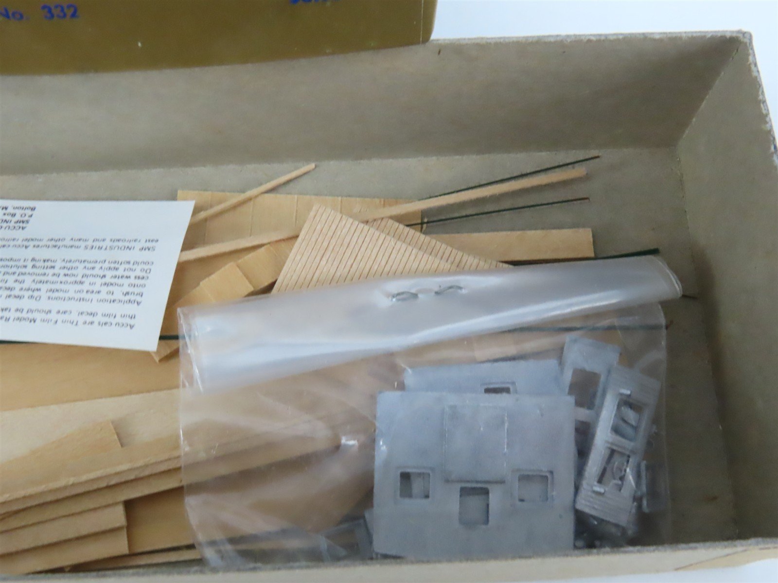 HO Scale Quality Craft Models Kit 332 B&O Baltimore & Ohio Railroad Caboose