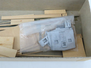 HO Scale Quality Craft Models Kit 332 B&O Baltimore & Ohio Railroad Caboose