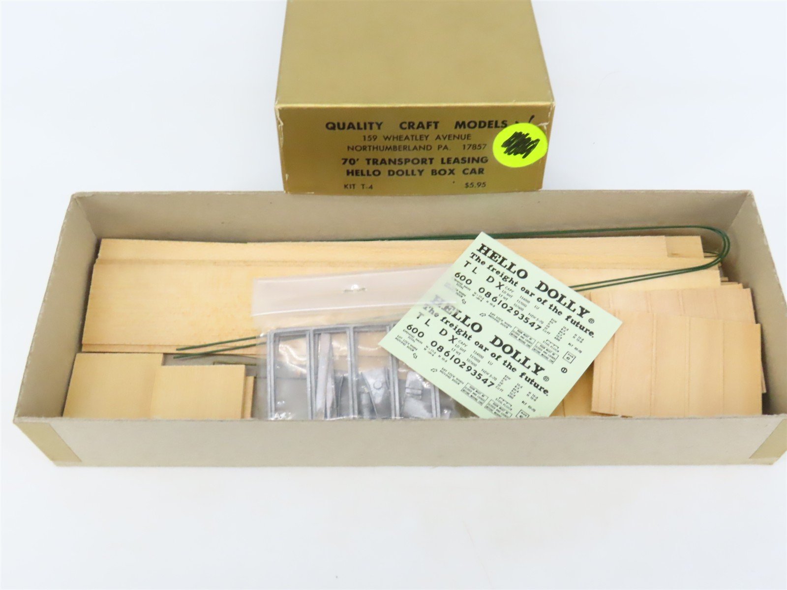HO Scale Quality Craft Models Kit T-4 TLDX Hello Dolly 70' Box Car #60008