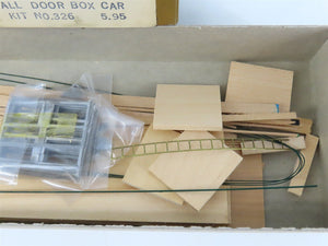 HO Scale Quality Craft Models Kit 326 LUNX Weyerhaeuser All Door Box Car