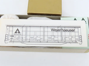 HO Scale Quality Craft Models Kit 326 LUNX Weyerhaeuser All Door Box Car